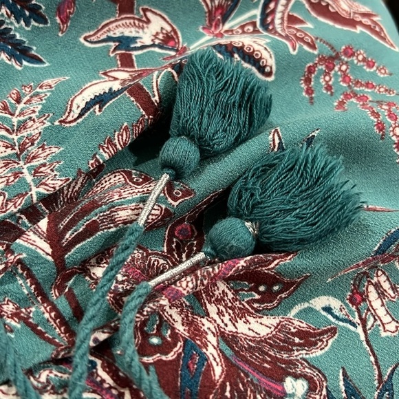 LOFT Boho Floral Shorts - Picture 3 of 7